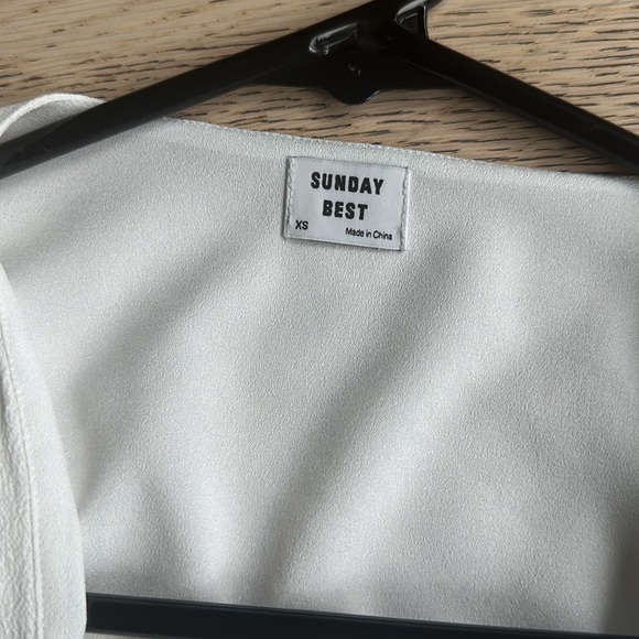 White Cropped Tie-Front Blouse - XS - Picture 8 of 8